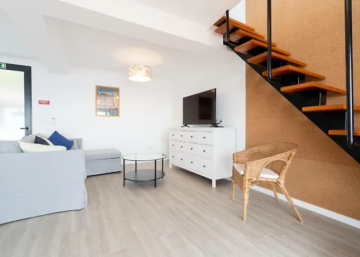 Seasky Arco * Arco da Calheta (Madeira)