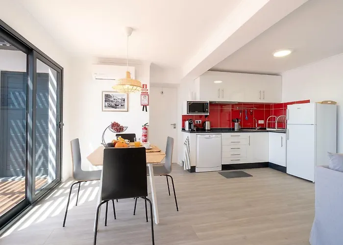 Seasky Arco * Arco da Calheta (Madeira)